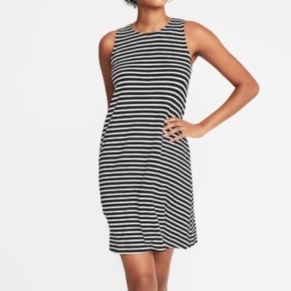 Old Navy Dresses & Skirts - 💘 BUNDLE ONLY💘 Sleeveless Striped Swing Dress